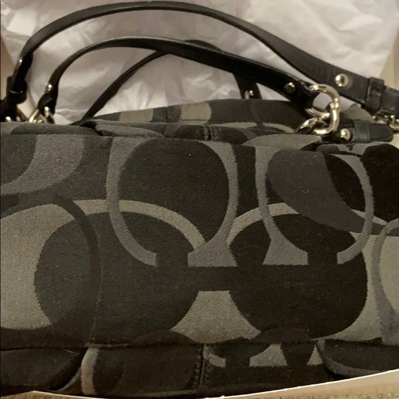 Coach bag euc authentic - Picture 4 of 7